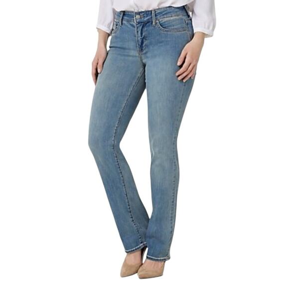 NYDJ Marilyn Straight Leg Jeans Mid Rise Celeste Light Wash Women’s Size 18W - Picture 1 of 10